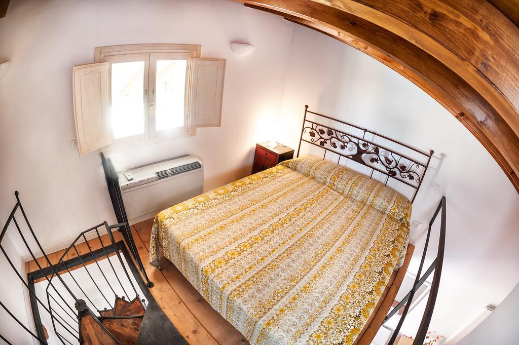 Villa Pace Pozzolengo Phòng bức ảnh