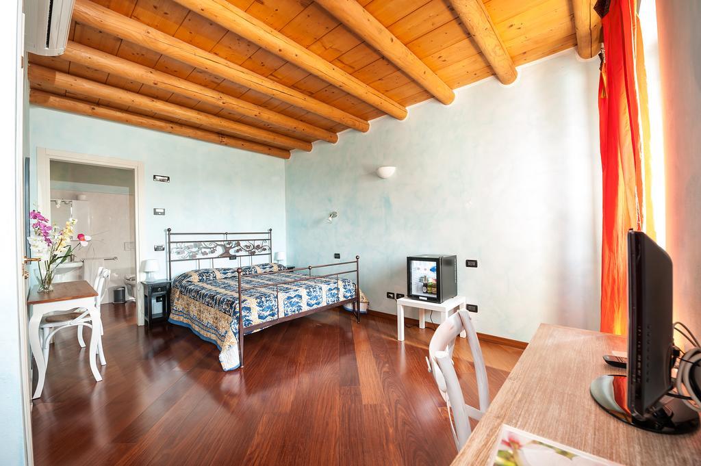 Villa Pace Pozzolengo Ngoại thất bức ảnh
